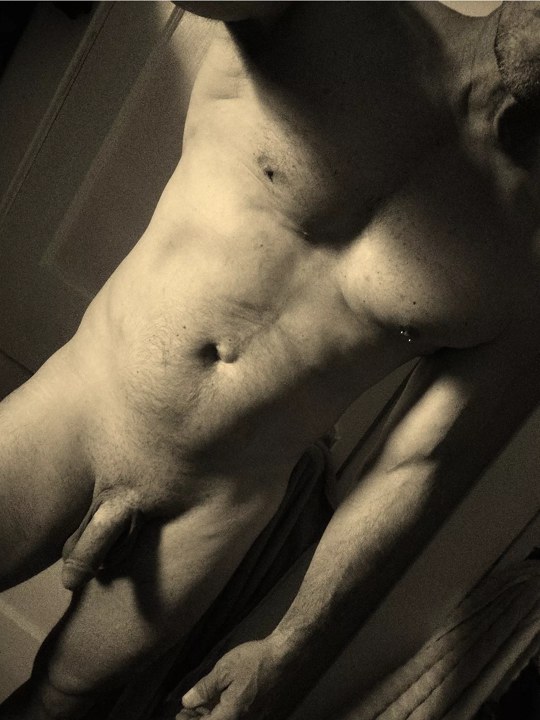 [47] daddy needs a friend  posted by daytoncuriousone