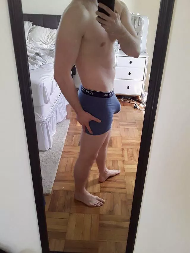 Always bulging posted by bluesoulll87