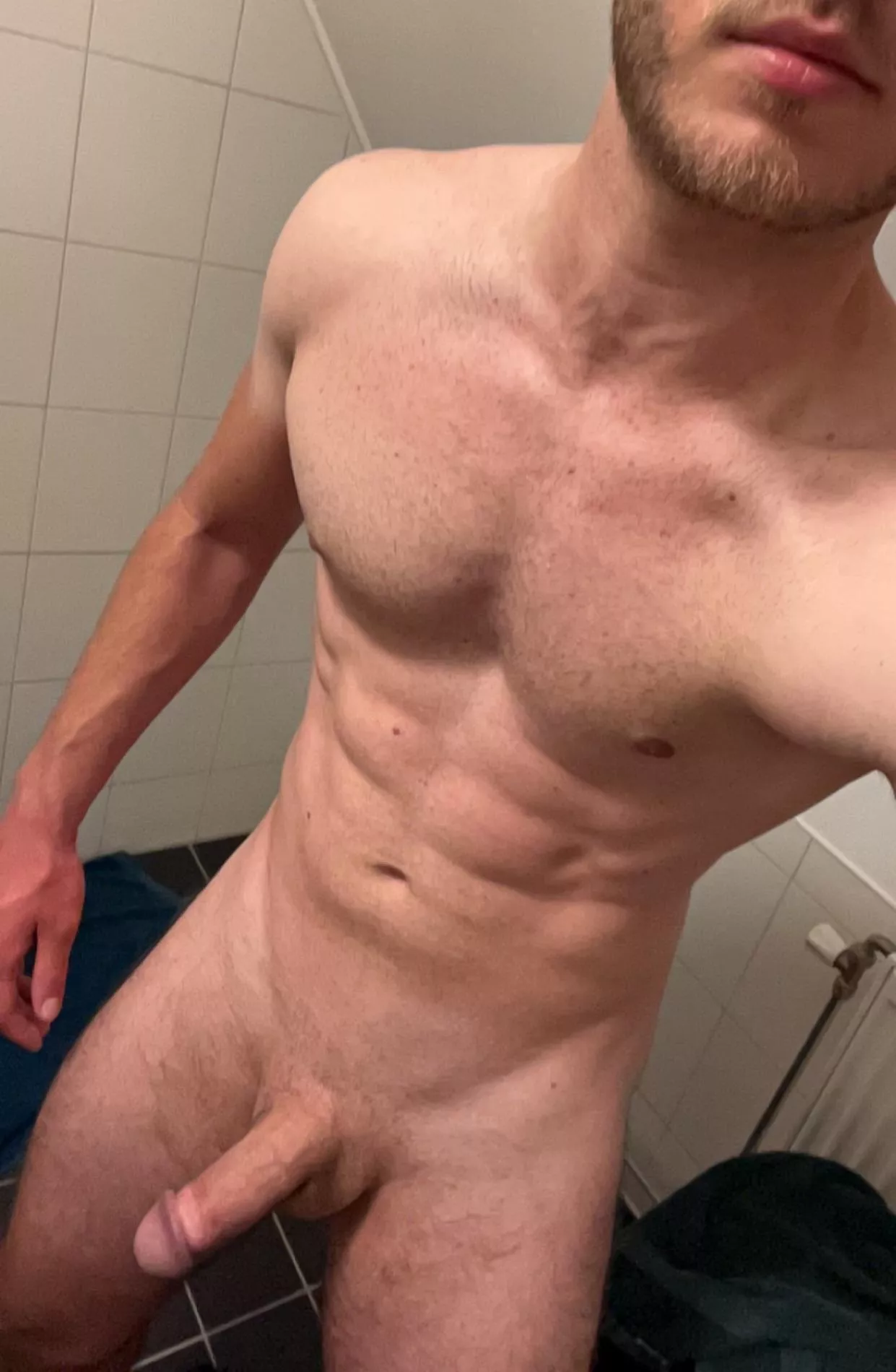 Do you like my body? posted by felixproducer