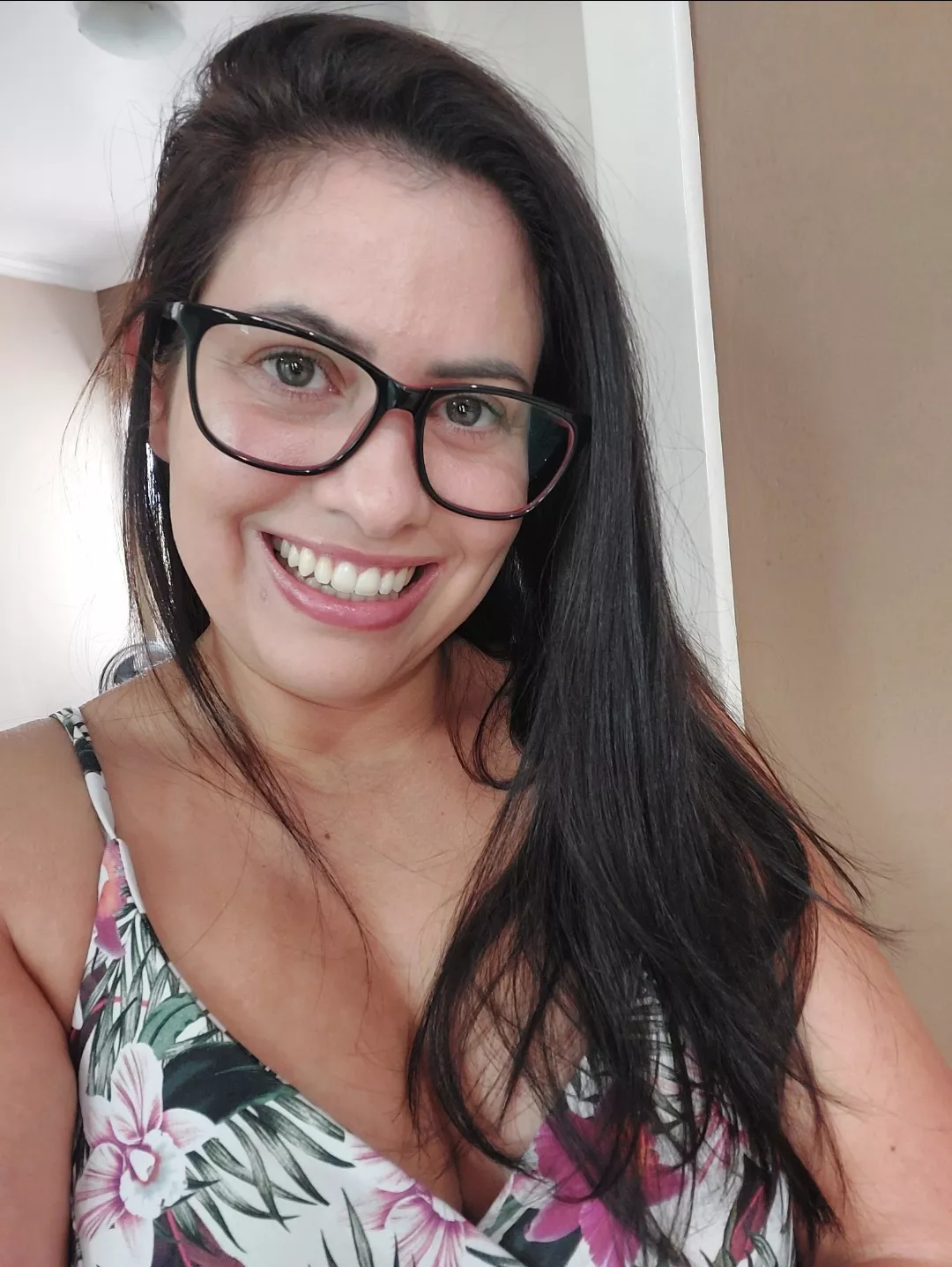 Heeey posted by Isiscristine