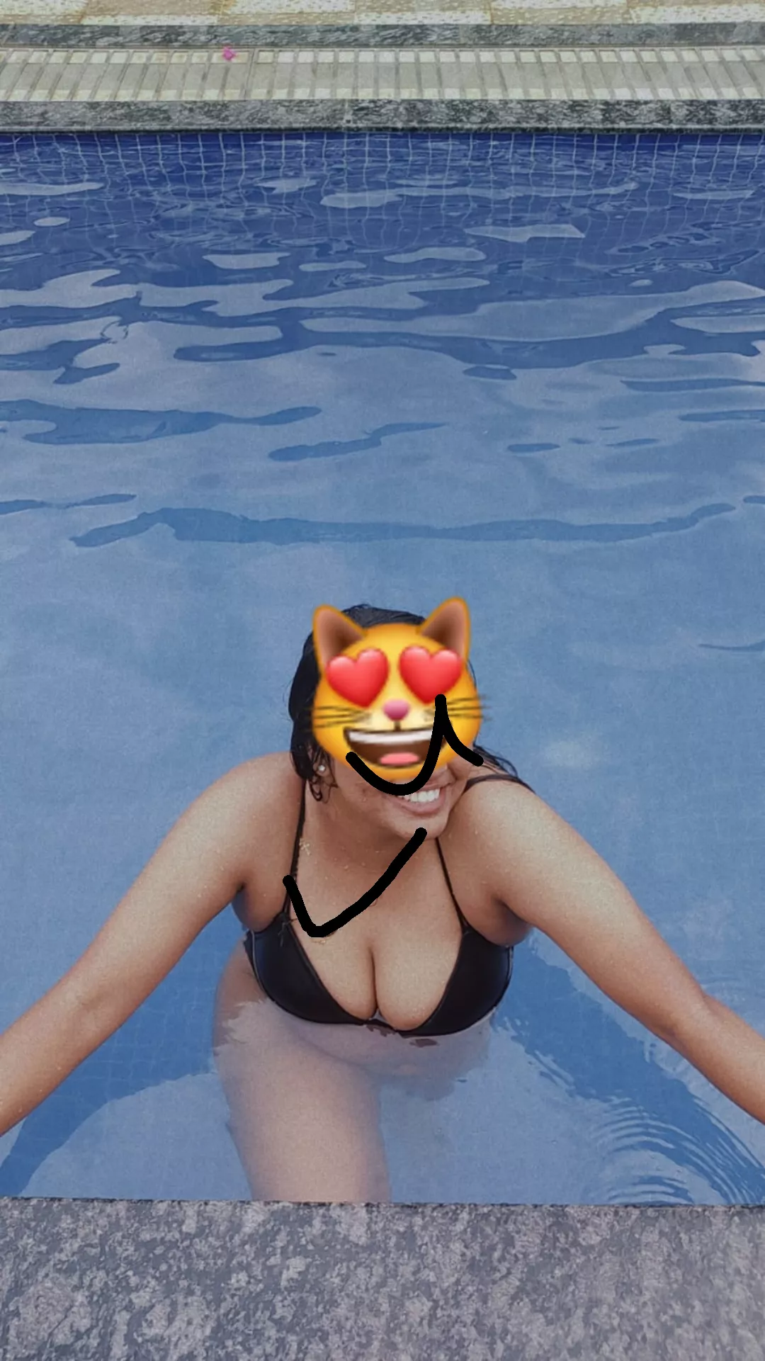 Hello sending pictures to first 50 comments that let me know what they wanna do to me posted by mrsingh9991