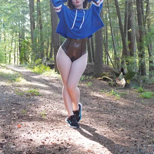 Latex does a very good job of getting me sweaty... and keeping me sweaty. Who's going to volunteer their tongue for clean up? [F] by TheFinerStuff