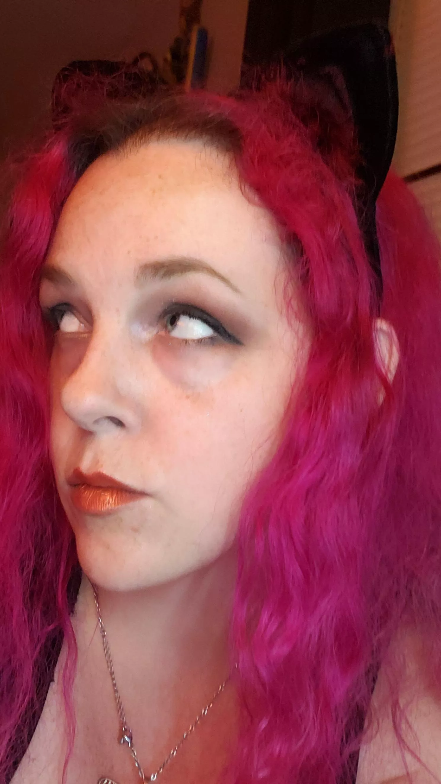 Mrowl posted by AbsolutelyGoddess