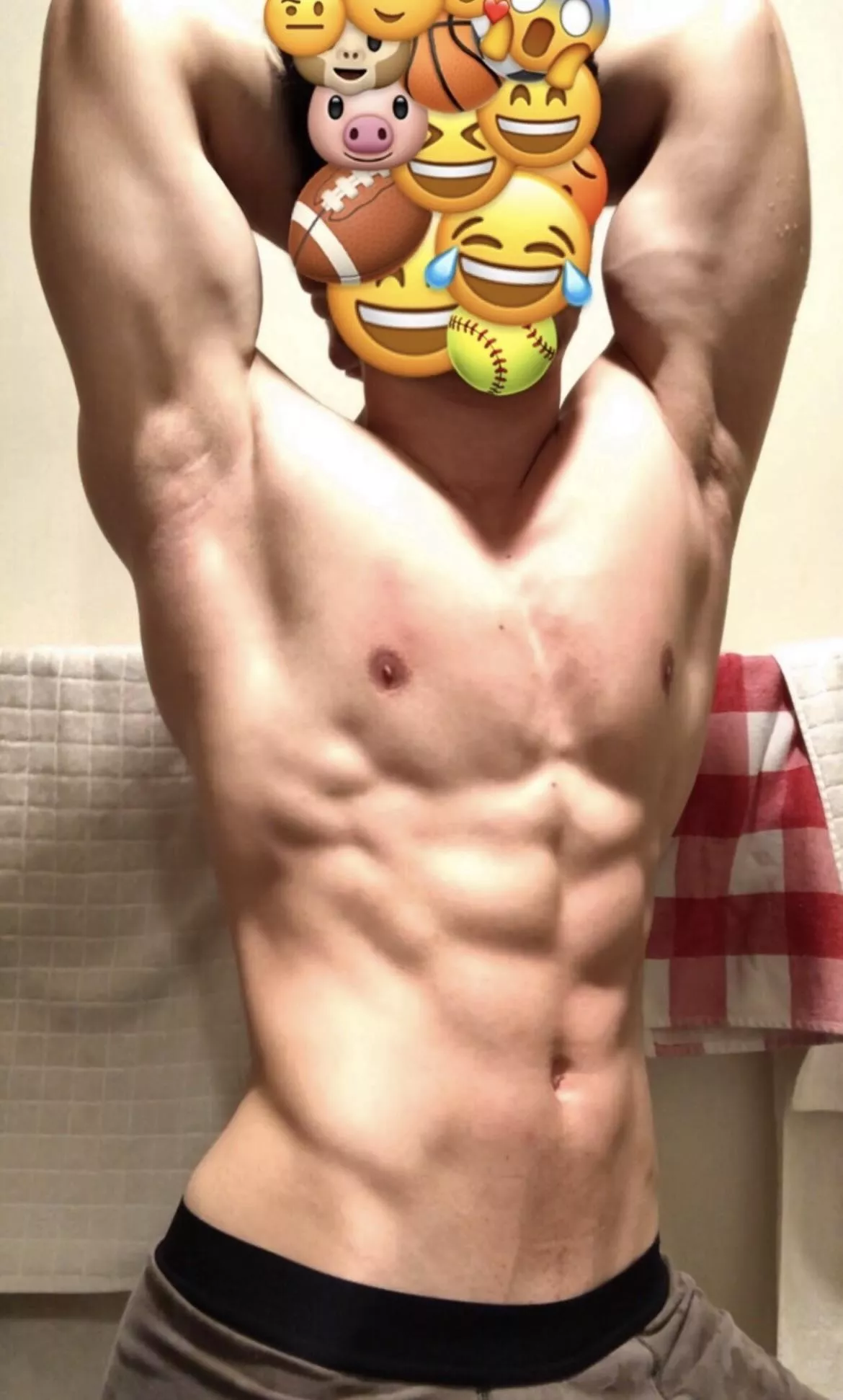 My serratus says hello 👋  posted by TheeGuyDerek