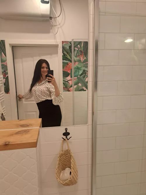 Pencil skirts are my fav 🖤 (f36) by MartaPeonly
