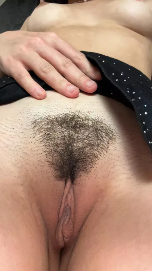 Perfect amount of bush by mialexxxus