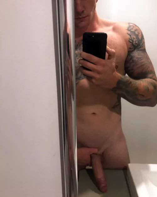 Post shower selfie 😉📸 by thunder__down__under