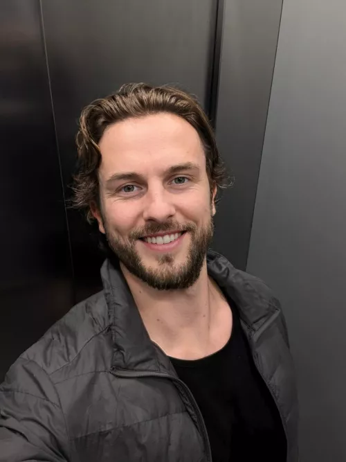 Sunday ! 😁 by Old-Contribution2960