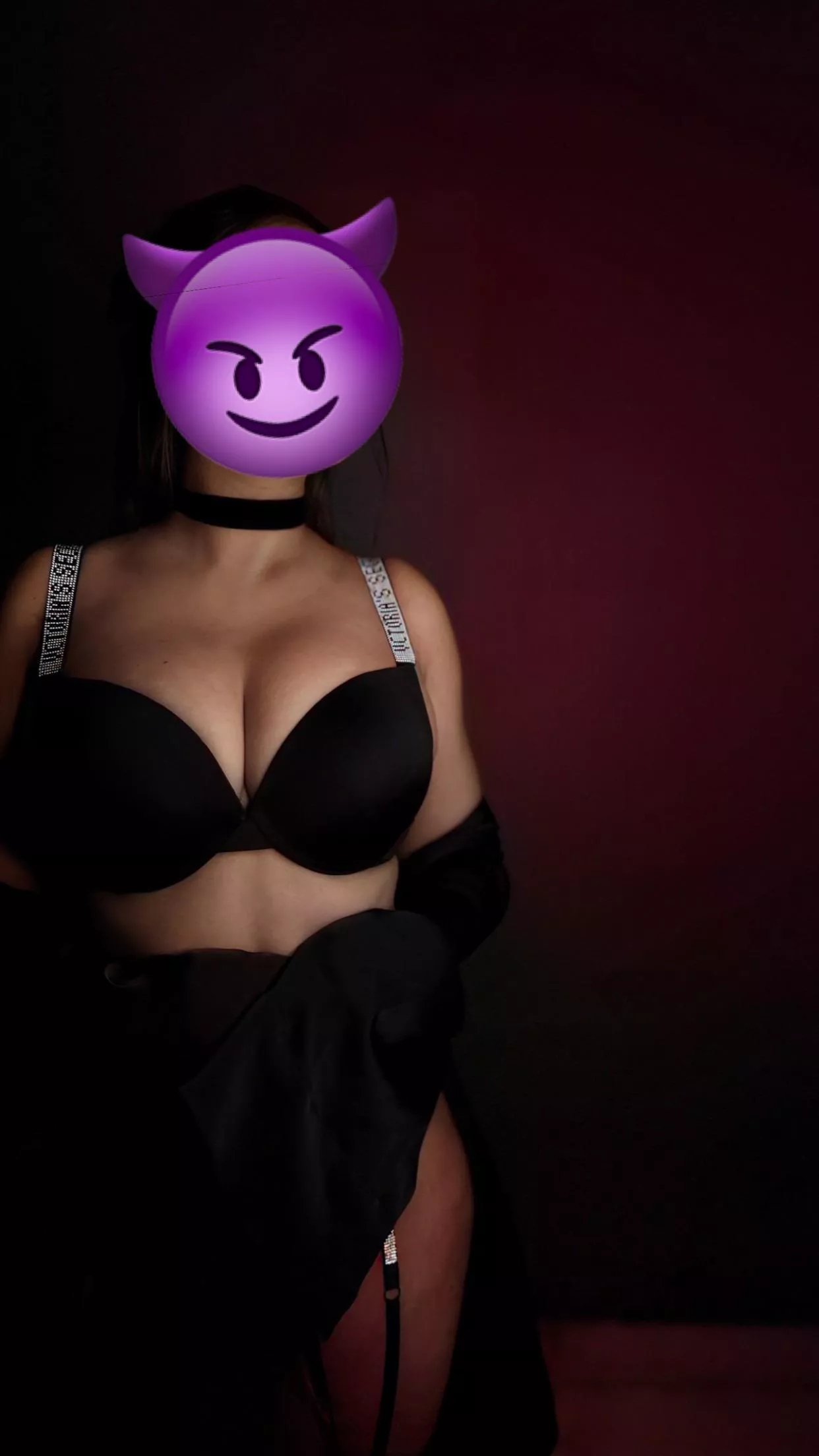 Victoria Secret set with a Robe 🔥 [F] posted by Anonymous_Punjaban
