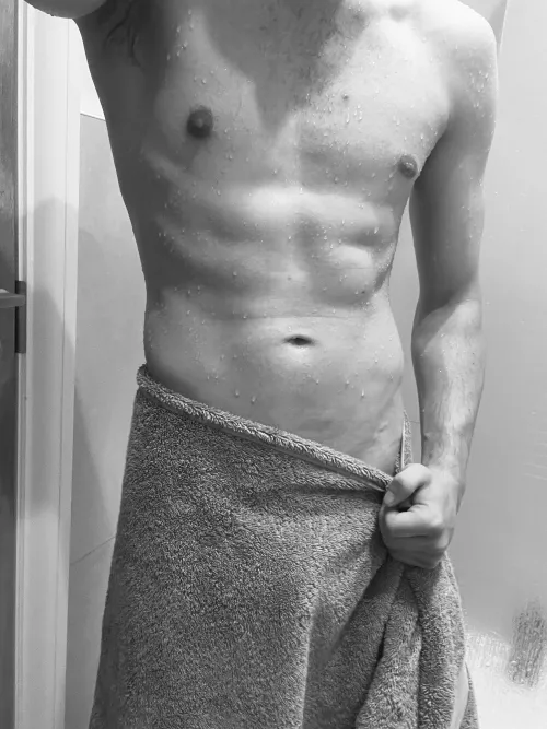 26 from the UK. Want to see more? by Demisexualgod