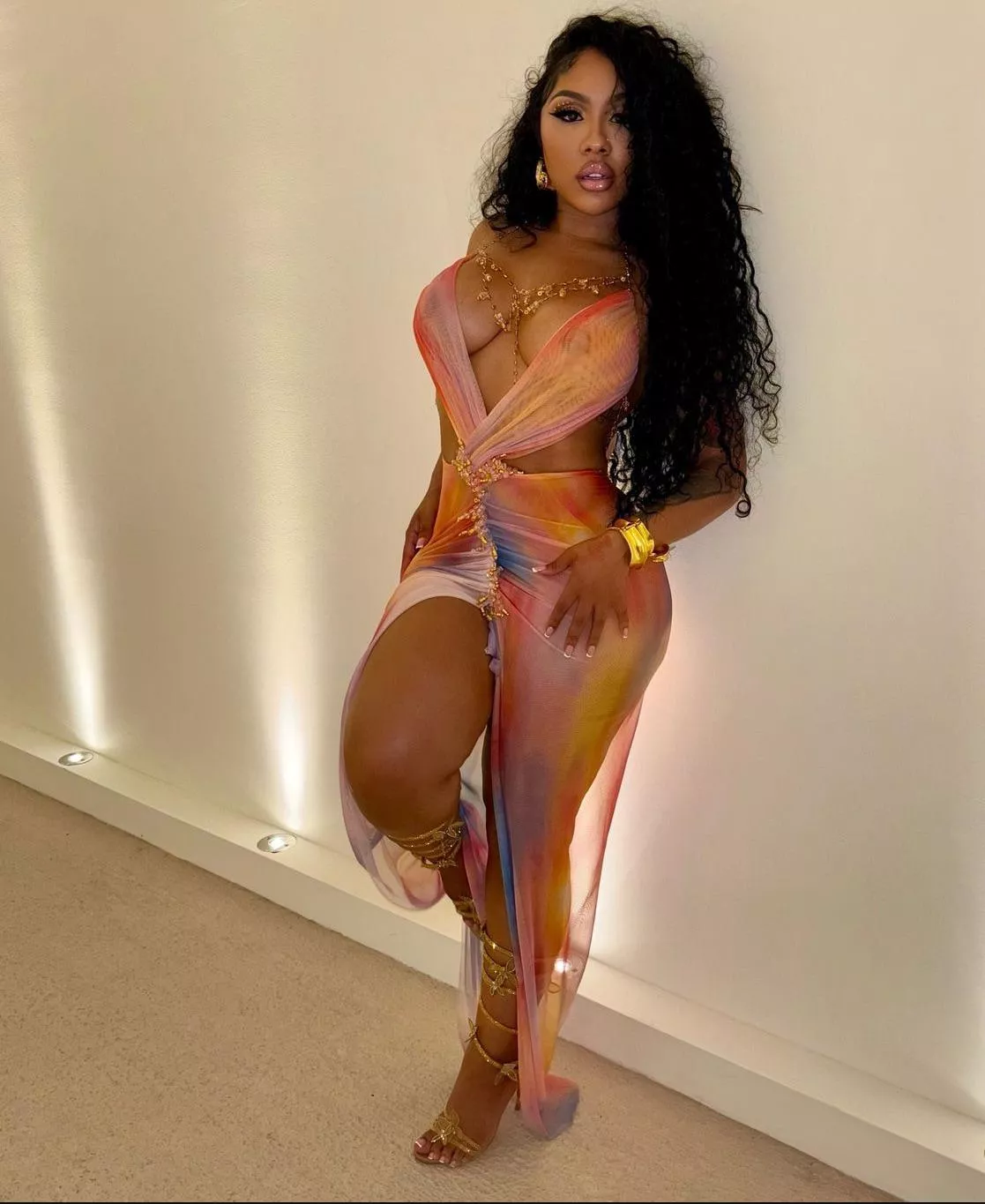 Ari fletcher  posted by Obvious-Condition453