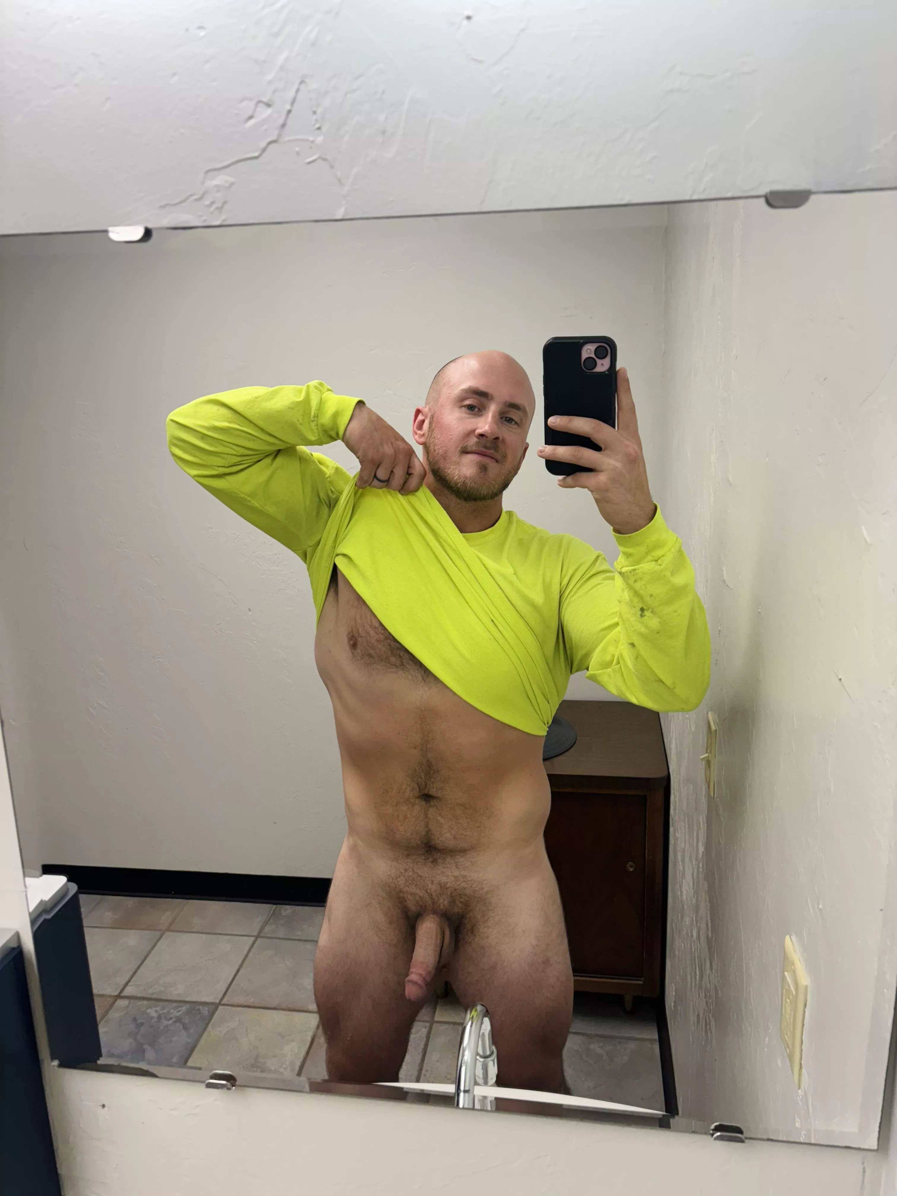 Just a blue collar guy (28) posted by daddysquatsalot