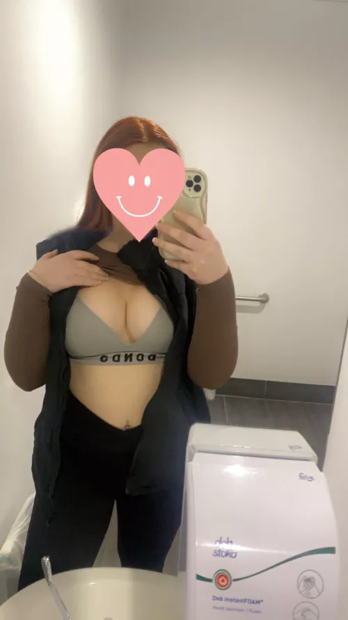 Play your cards right and you’ll get pics like this while I’m at work more often 🤭 by Business-Giraffe-576