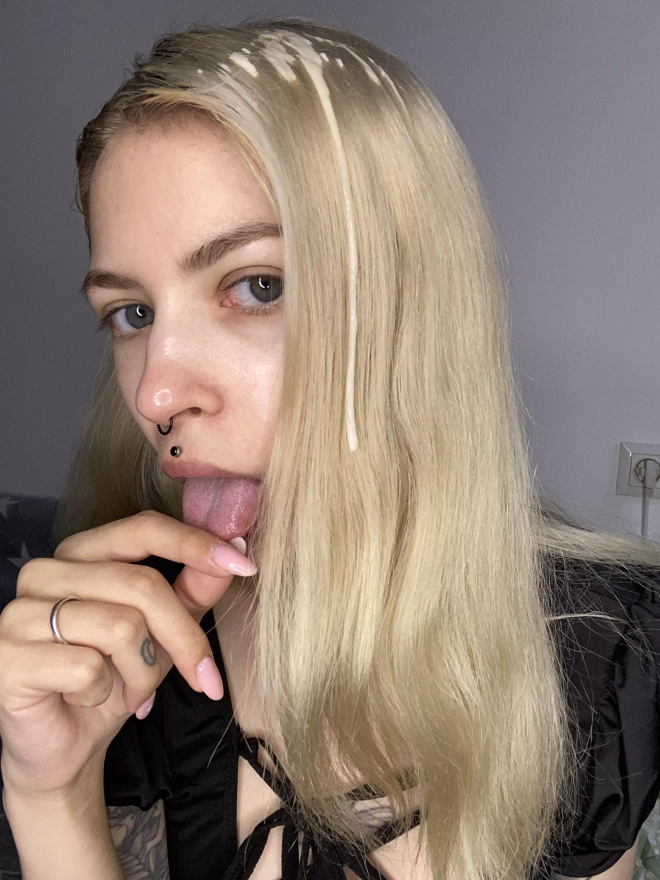 Washing cum out of hair isn't easy, but I still love it posted by Kittyybrownn