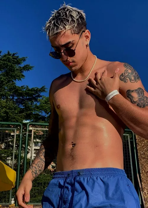 [23] dare to explore the valley of my godlike abs by ZaynReeed