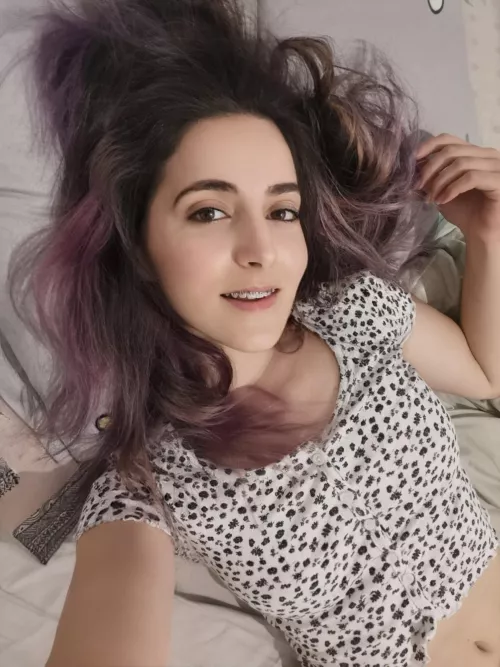 Again with some purple in my hair, how do I look  by miremi137