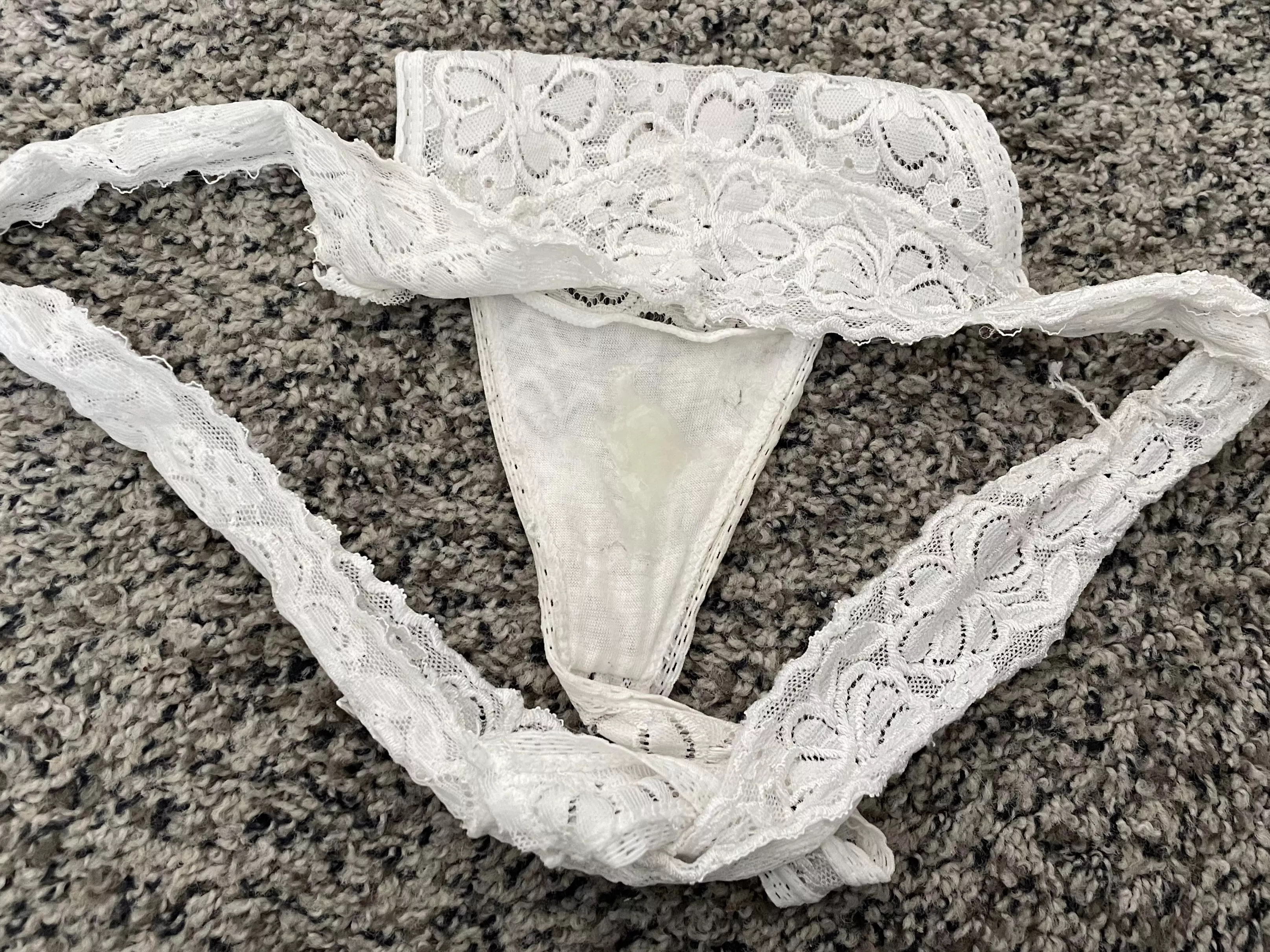 Blew a load in wife’s thong 🤤 posted by MX-1910