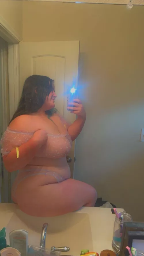 Can you come over🌙 by Watermelon-sun