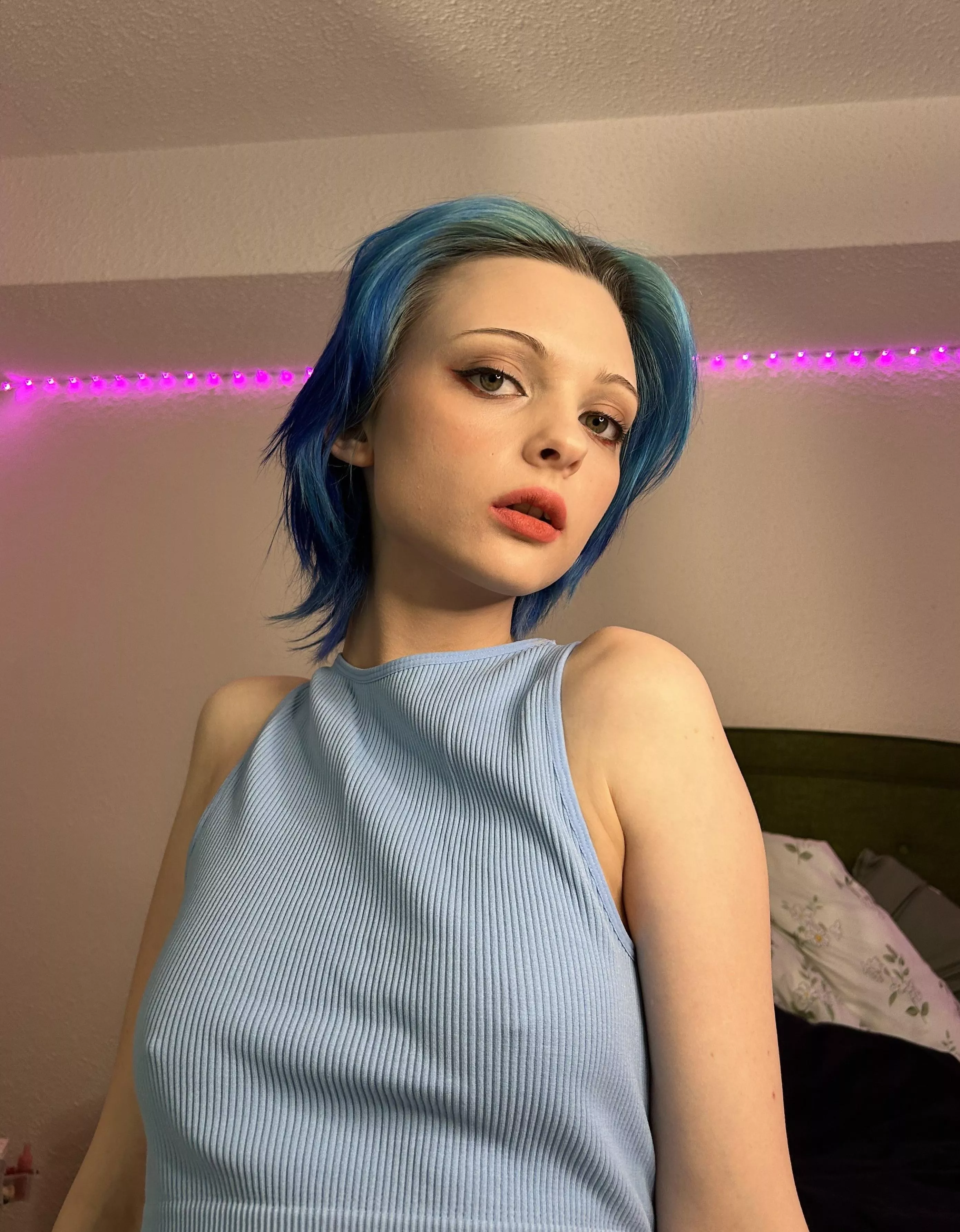 I just wanna be yours tonight posted by _Sonichka