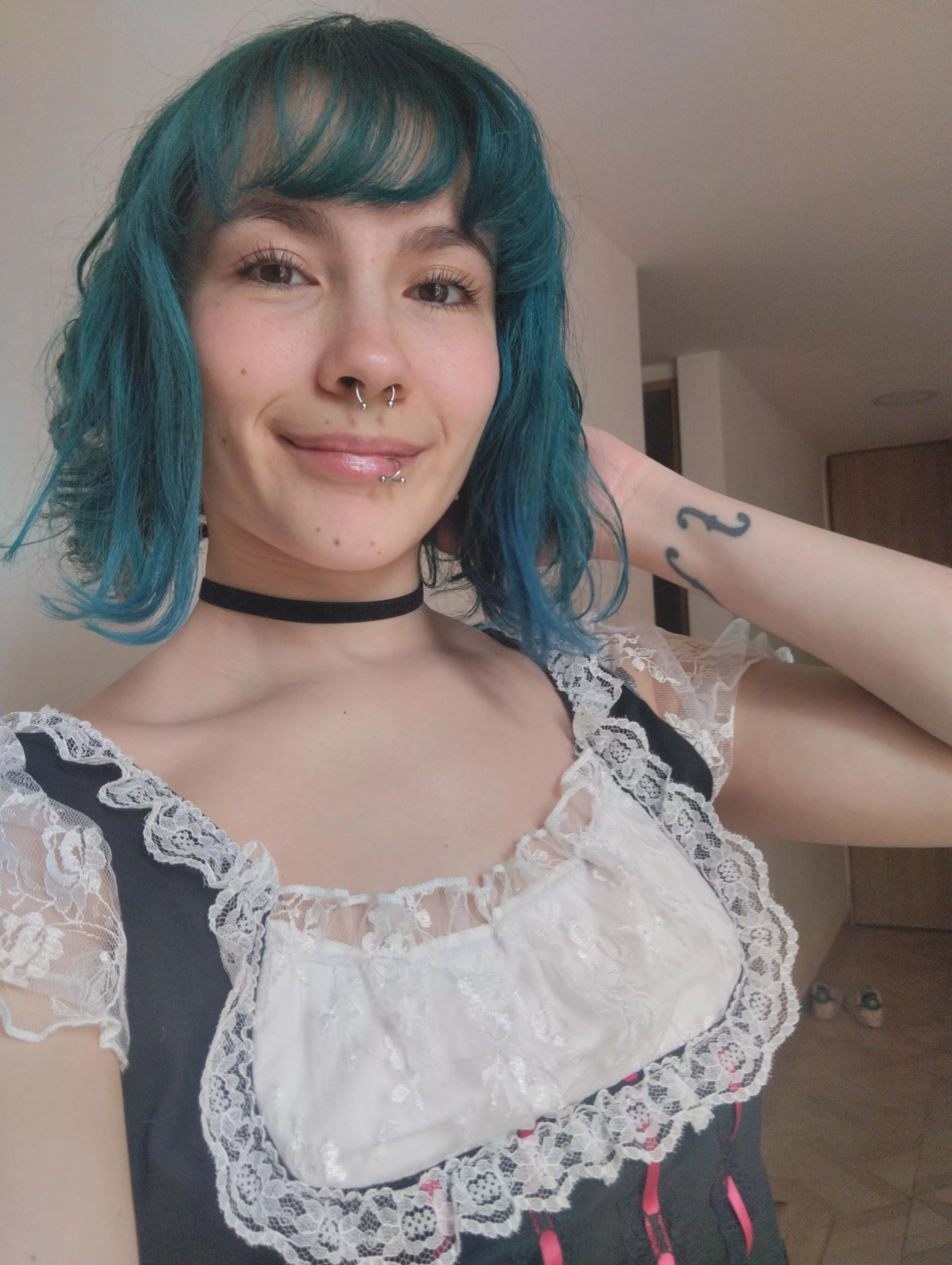 In love with my short blue hair posted by sofia-imoon