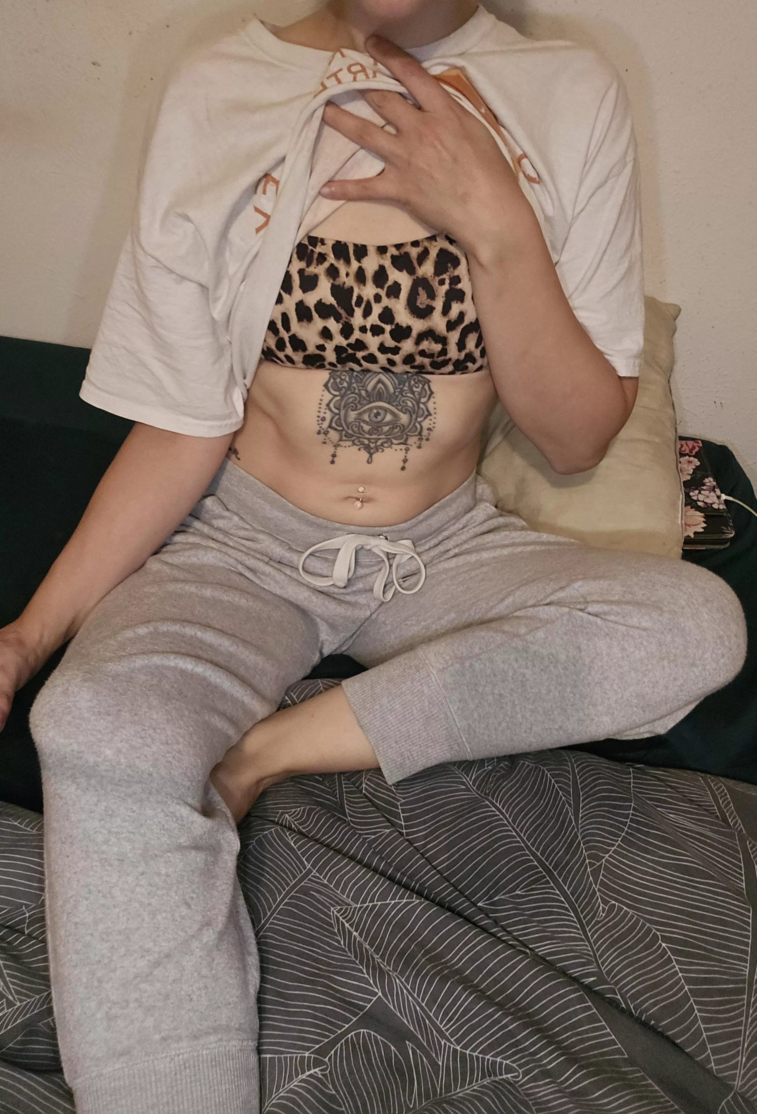 Just a little tease  posted by chloexo01