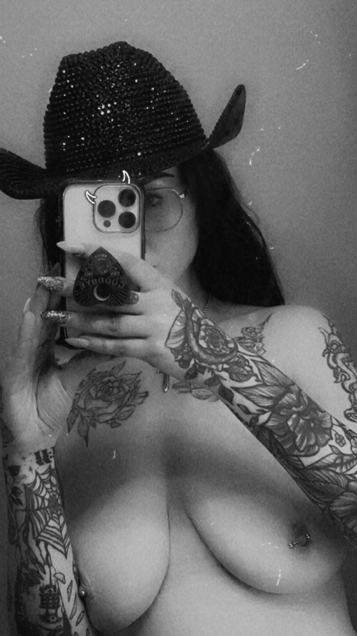 @kingofthecaras posted by Vampirebarbie333