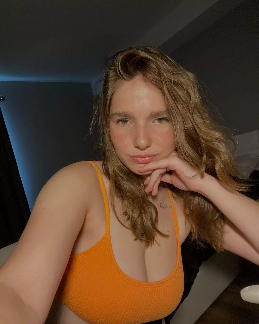 orange top posted by SeducedByYourBeauty