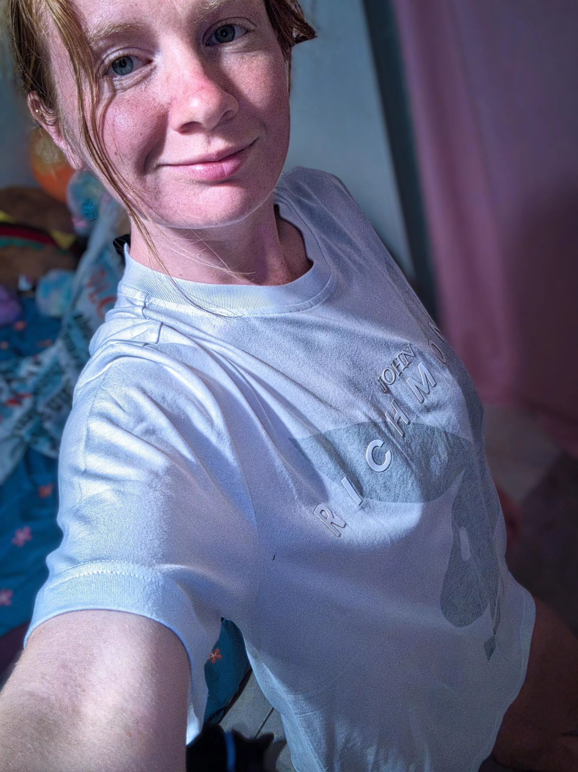 Red hair: not just a phase, it's a craze🌪️ [F27] posted by Redlilyrose