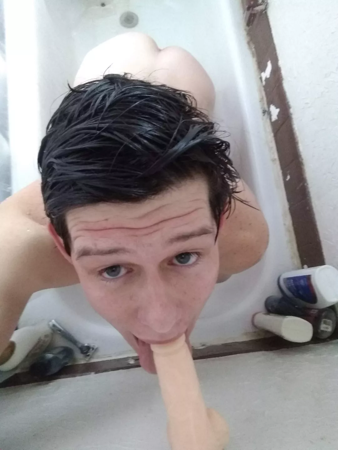 [23] where do you like to cum 🤤 dms open  posted by Serious-Milk-6620