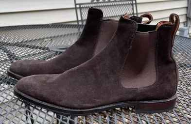 How to dye these Allen Edmonds Liverpool Brown Suede Chelsea boots black (including the soles)? posted by JamesCorman