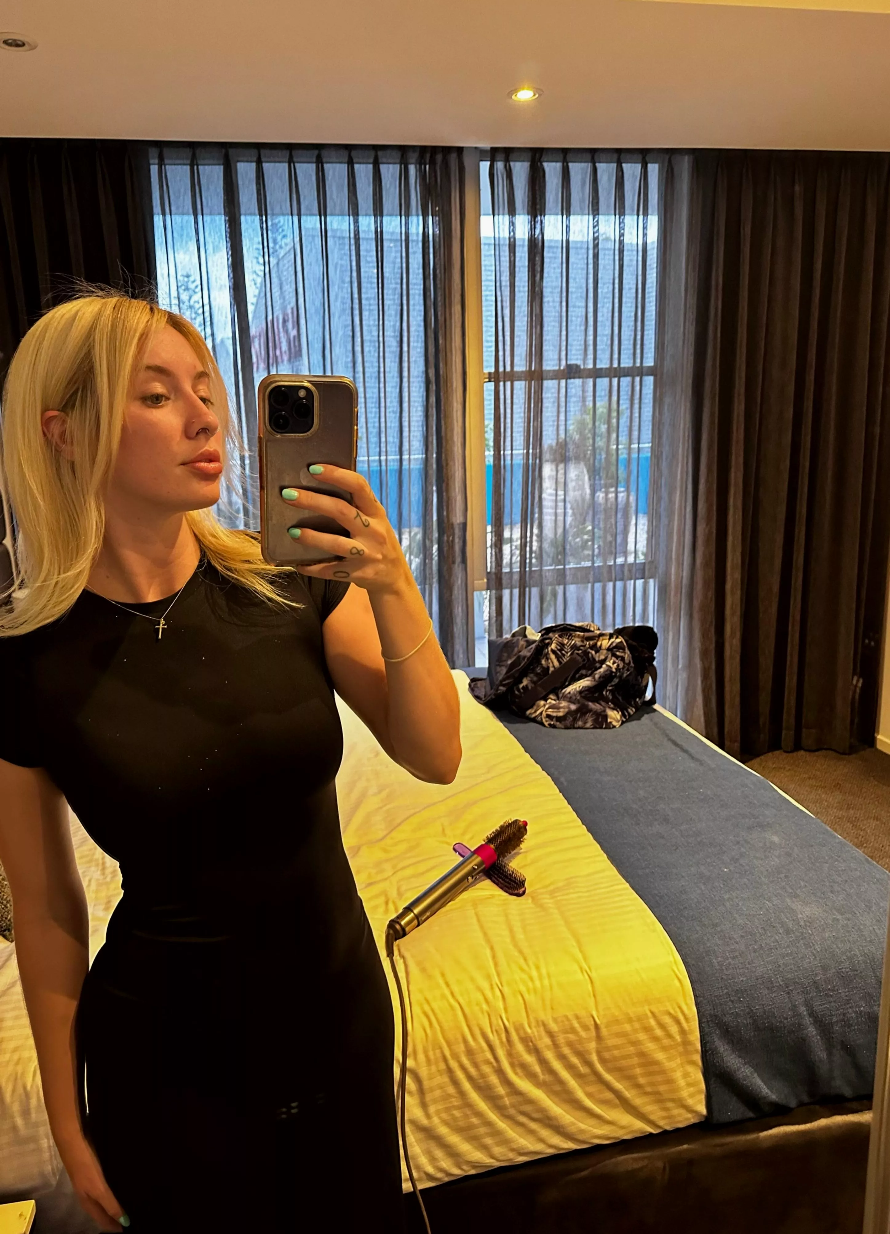 caught myself feeling stunning posted by glassesbabyy