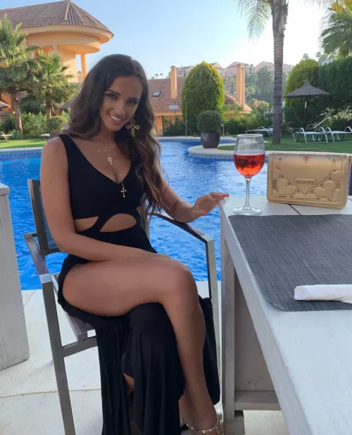 Do you like my dress? by ButtercupSweetBabe