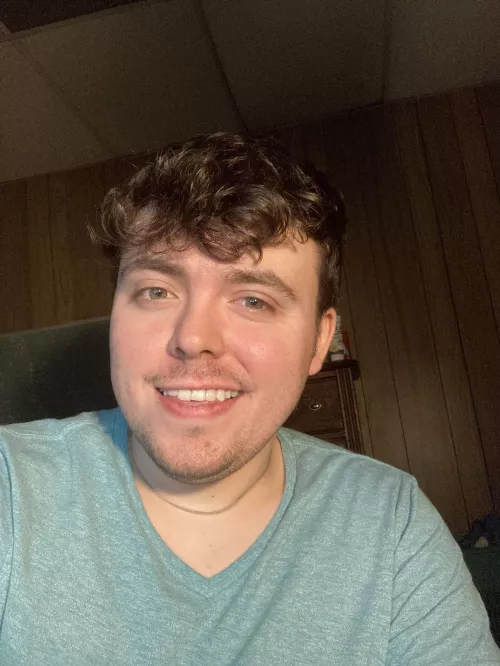 Getting into some world of Warcraft! How’s everyone doing on this Tuesday night 👾 by softyserve69