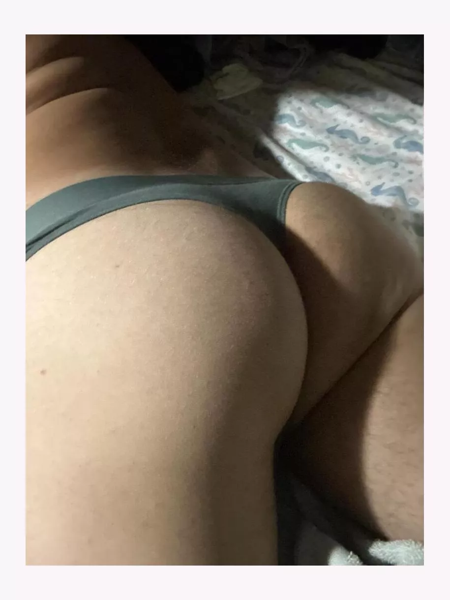 Waiting for my new friegd 😚 posted by Minute-Ad-3653