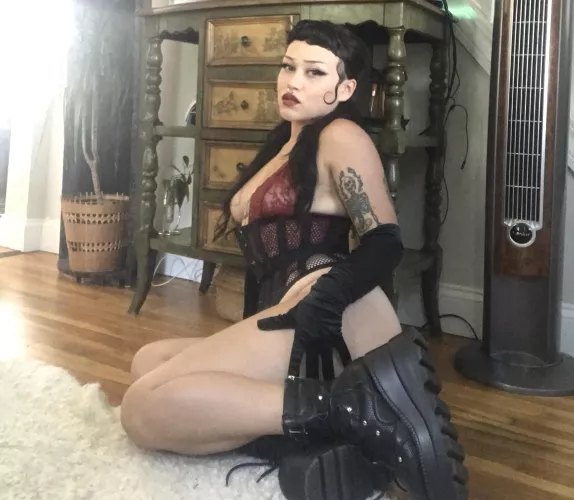 Waiting for you in my platforms  by Fetish-foot-job