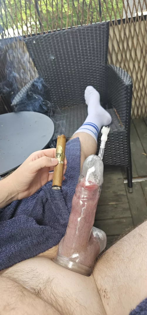 Cigarr and pump is awesome combo 🥵 🇸🇪 by Fit-Dingo-6660