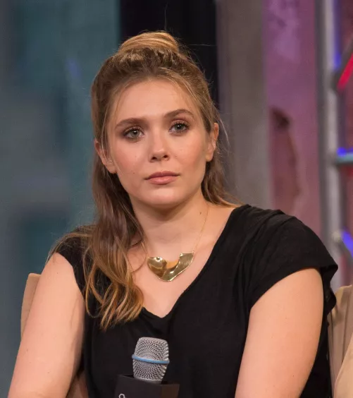 Elizabeth Olsen by oblique_shockwave