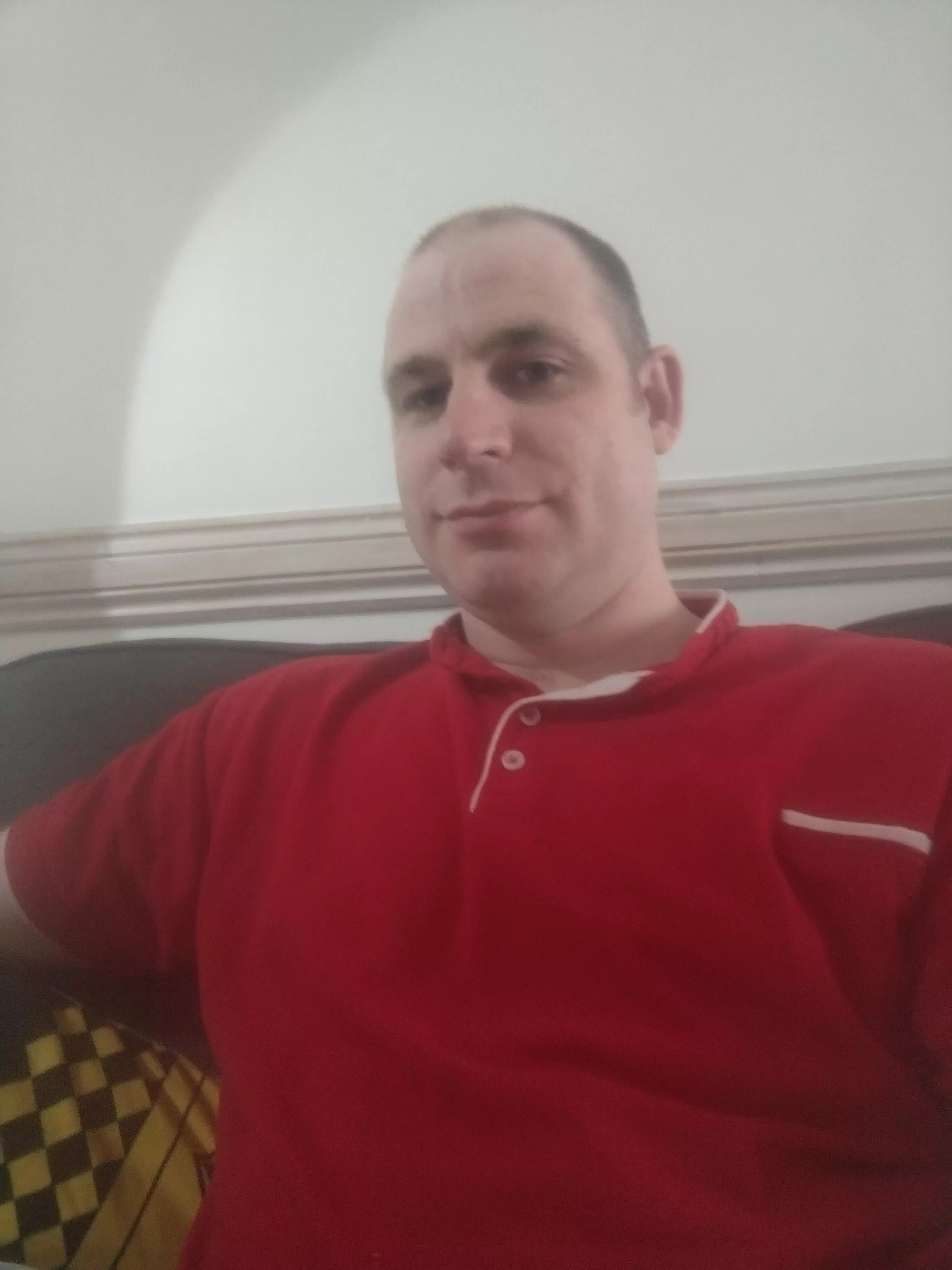 Hey gaymer looking for friends to play with and chats  posted by iansabout87