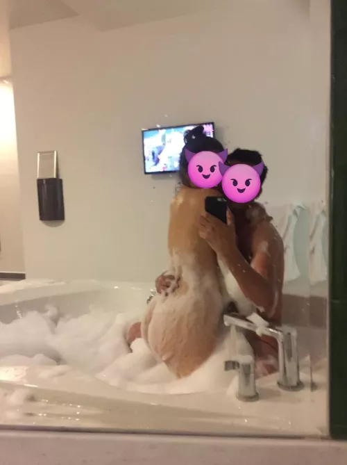 Hola by InternationalFee6826