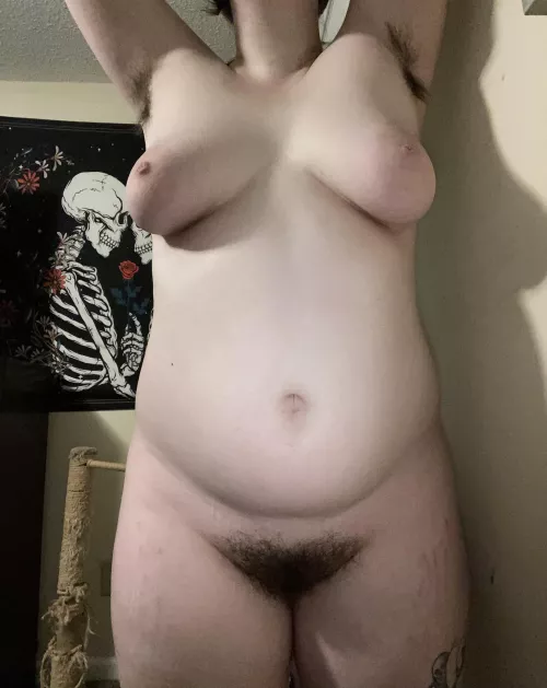 I get so turned on everytime I lift my arms or spread my legs by sabrinasdesire420