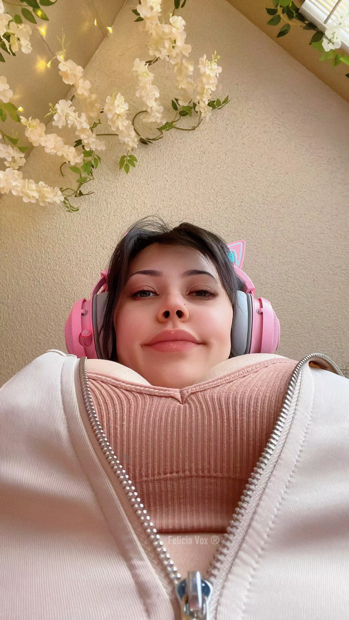 I showed you my worgfang, pls respond  posted by FeliciaVox