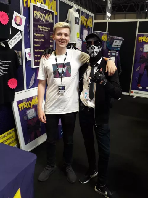 Is shadman really this short? by Habuda5