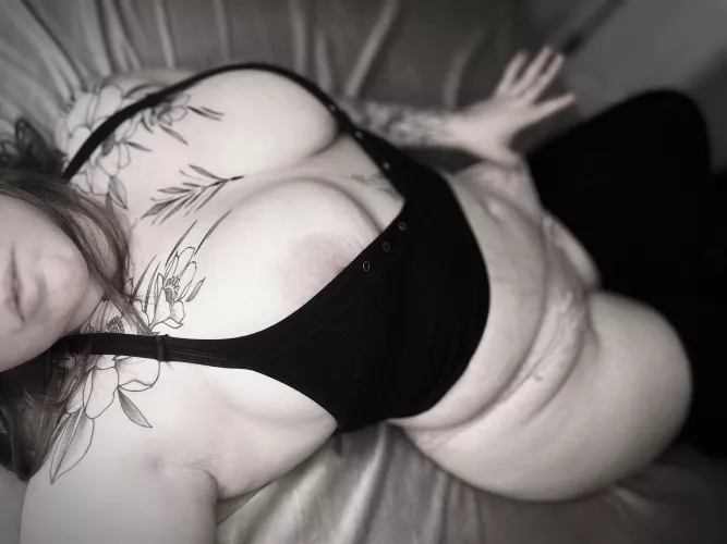 Let’s take a nap by Zachie-xo