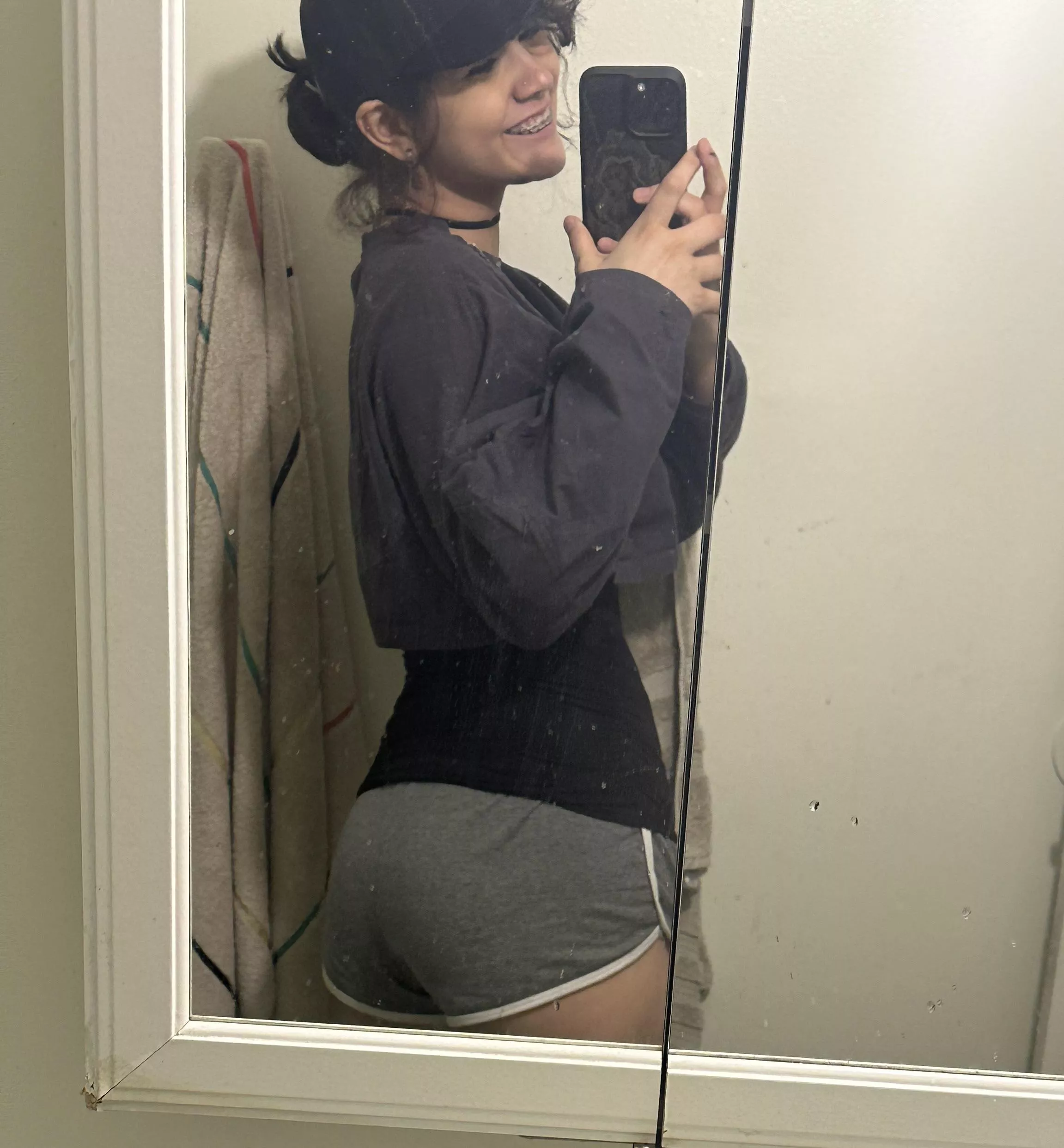 not wearing my bands so i can keep them in longer 🥹 posted by PupFiggy