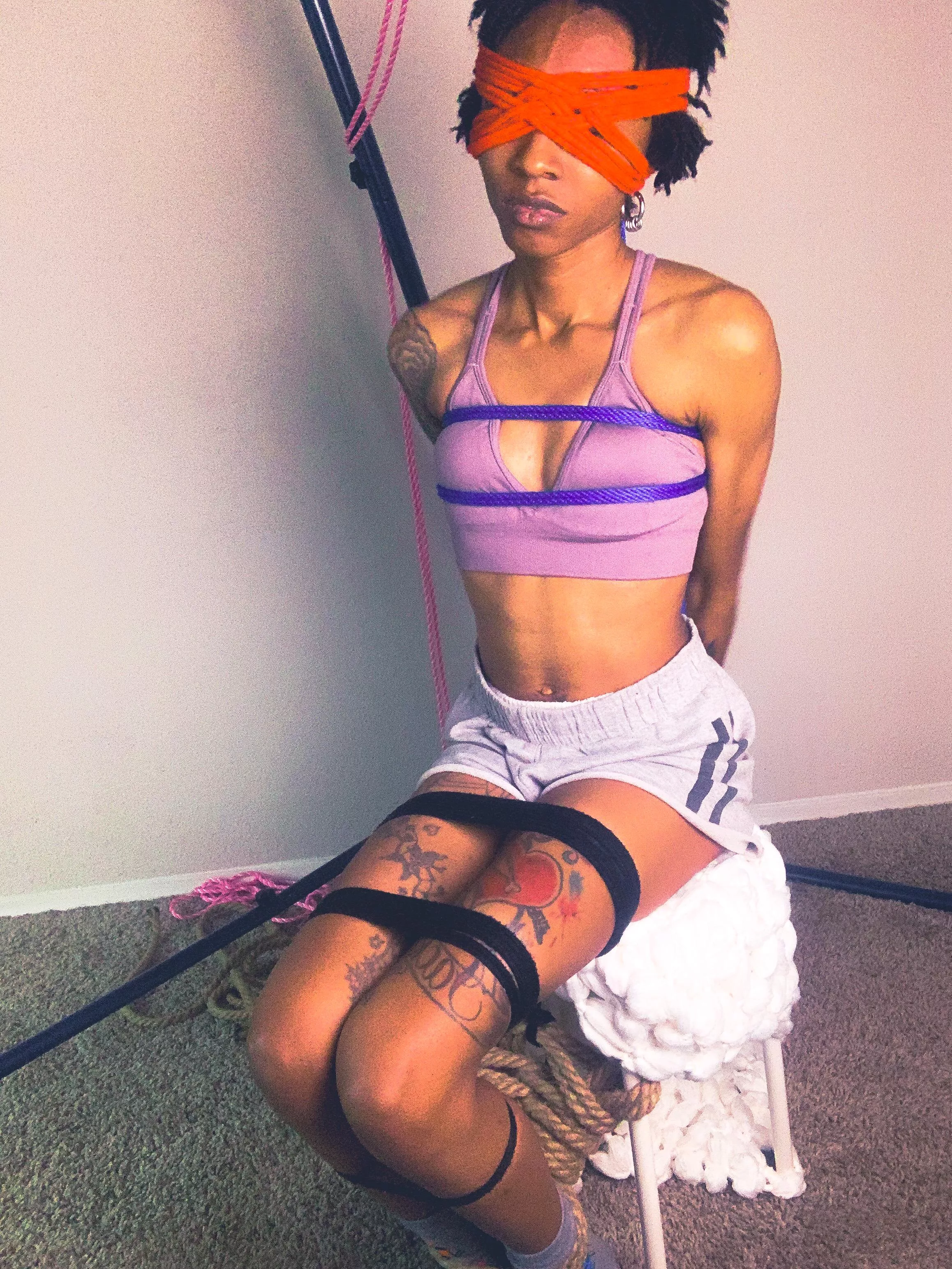 Self tied w/ a basket weave suspending my head a little posted by subzara69
