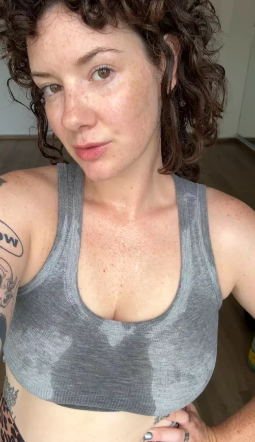 What’s it gonna be? Towel or your tongue? by MAN_KEGELS