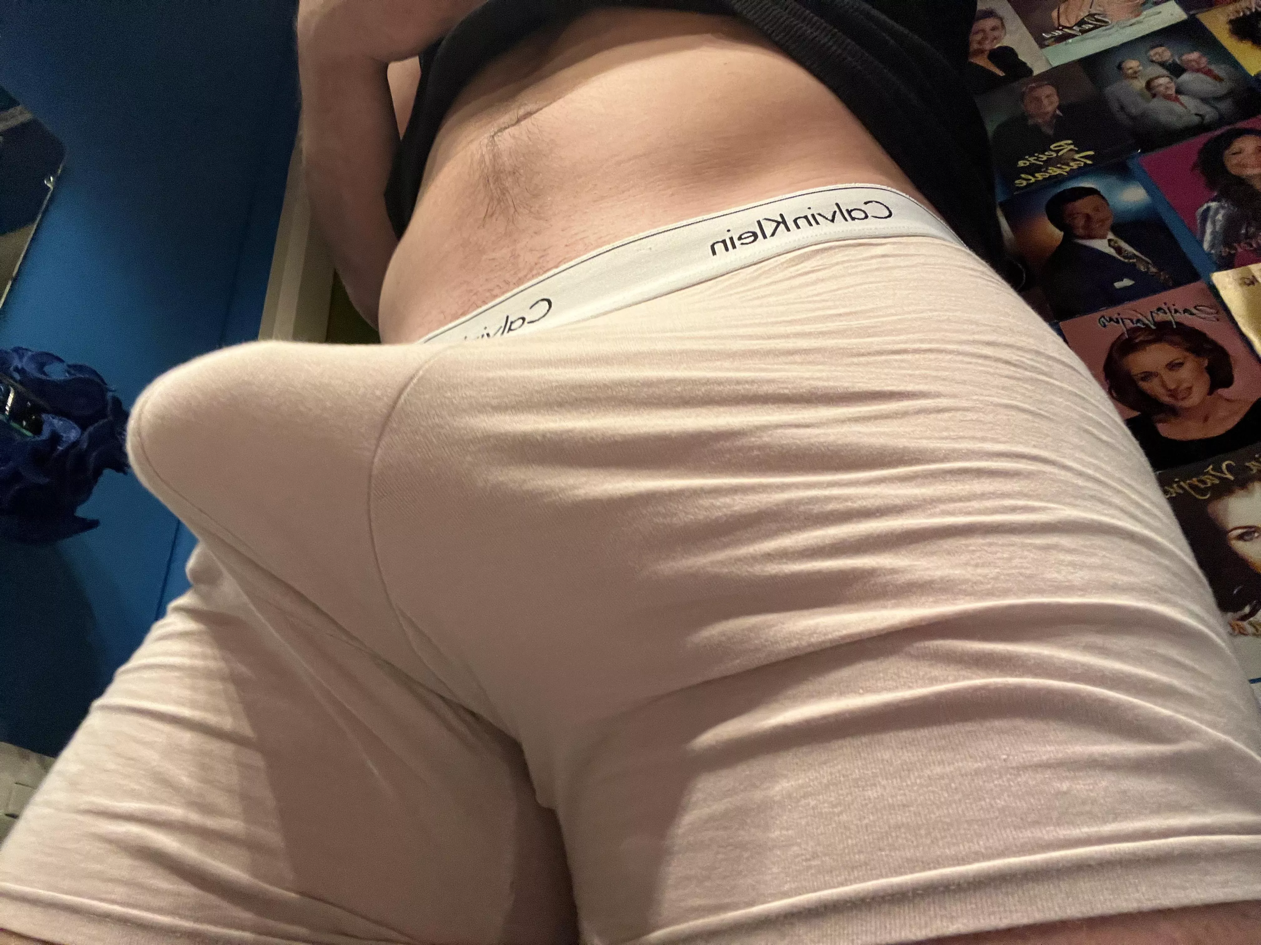 Would you notice me? posted by MusclyBear
