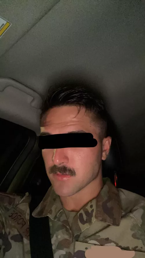 [25] Anyone here to make friends or are y’all just horny😂 by sgtplantkeeper