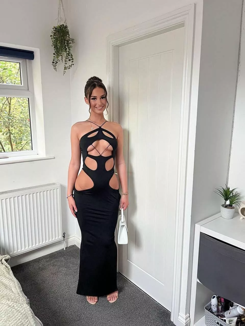 First day of duty as a new secretary  posted by Scary_Pineapple2302