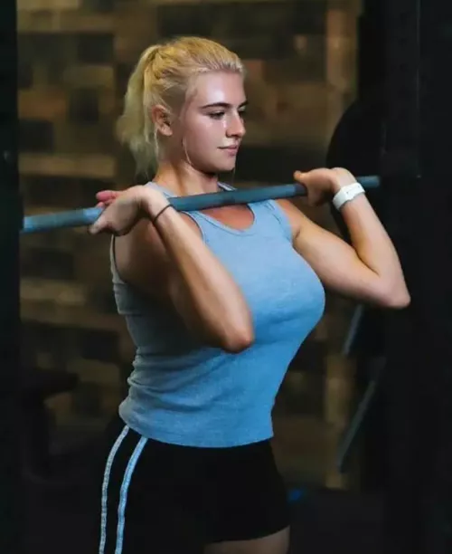 Weight lifting by DarkDuke88